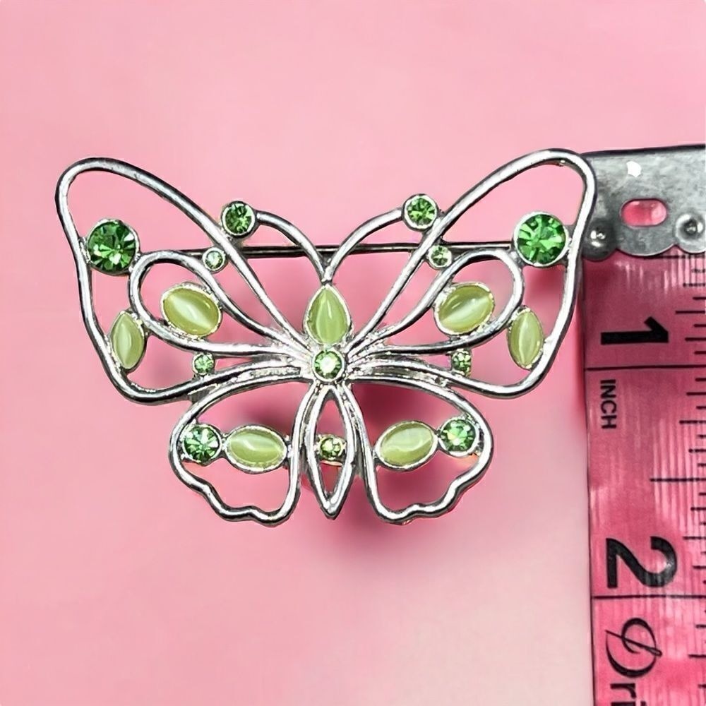 Vintage Y2K butterfly pin silvertone adorned with green stones and gems NWOT - Picture 4 of 5